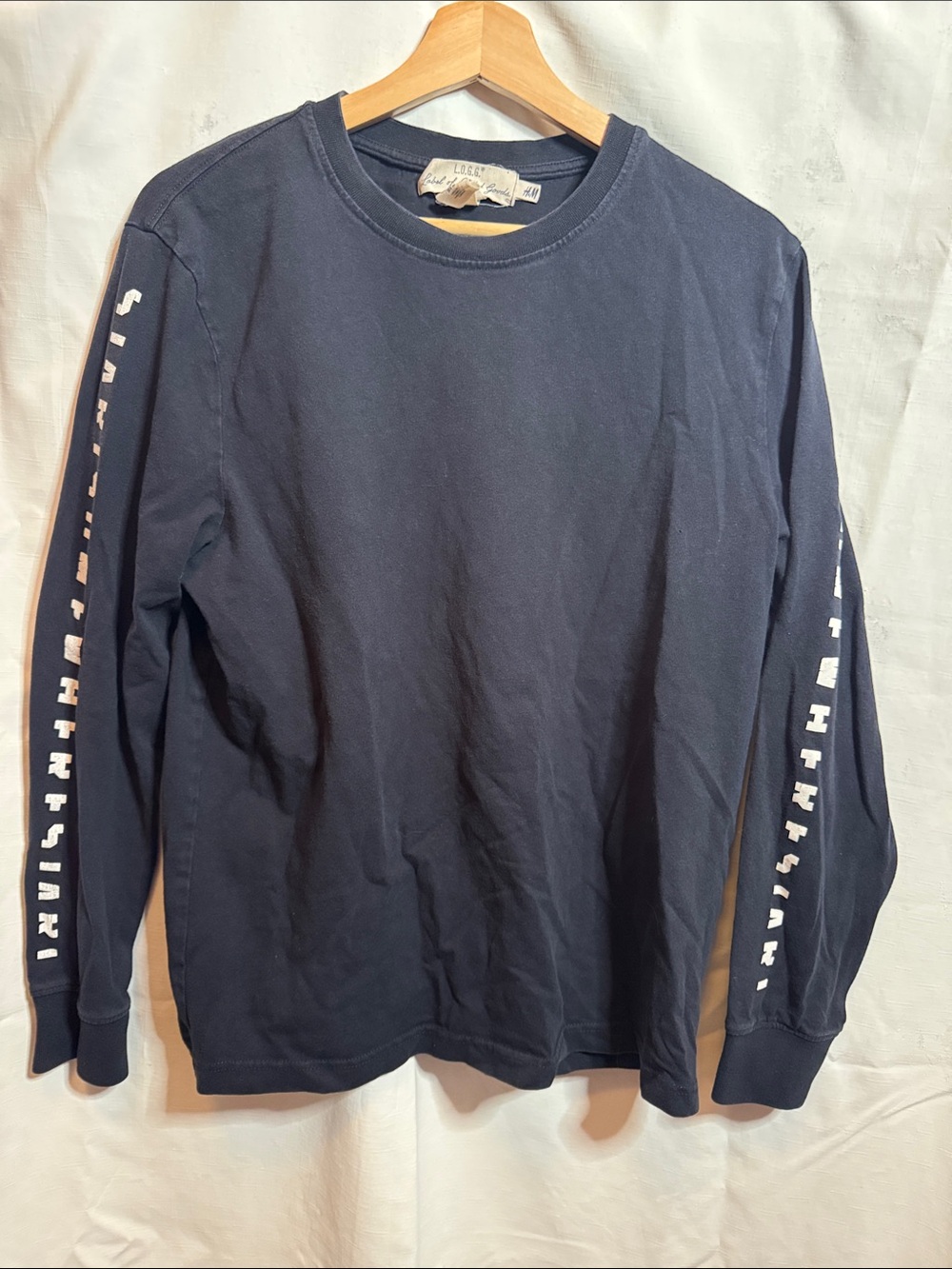 H&M Navy Long Sleeve Crewneck Tee with White Sleeve Graphics medium #27
